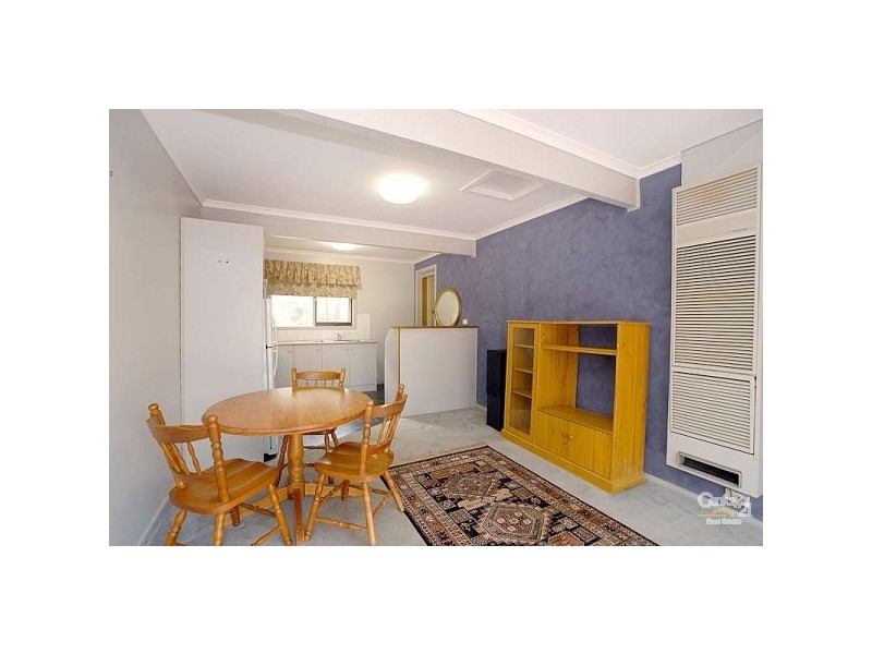 27 Damian Court, Cranbourne VIC 3977
