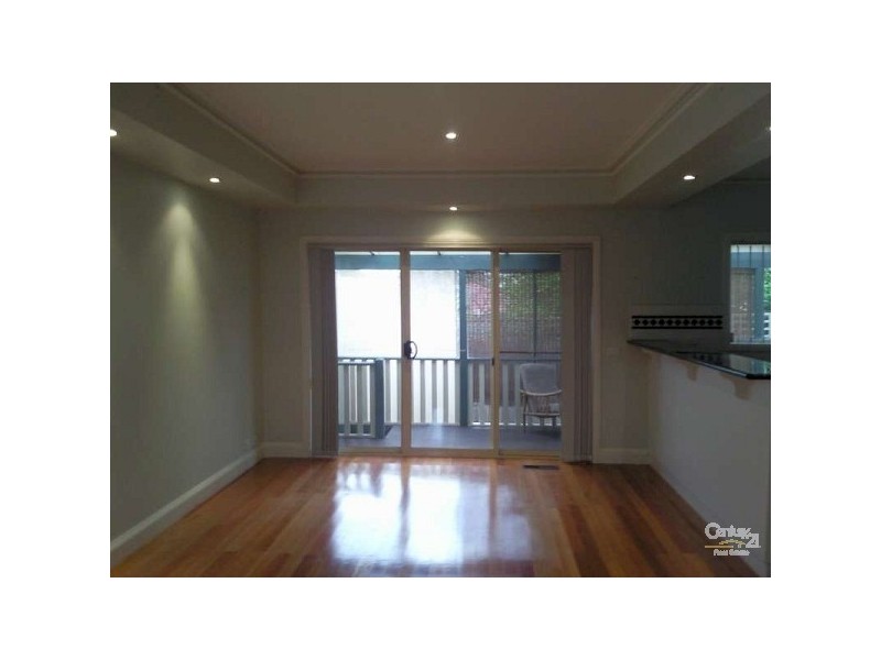 2/9 Koonalda Grove, Dandenong North VIC 3175