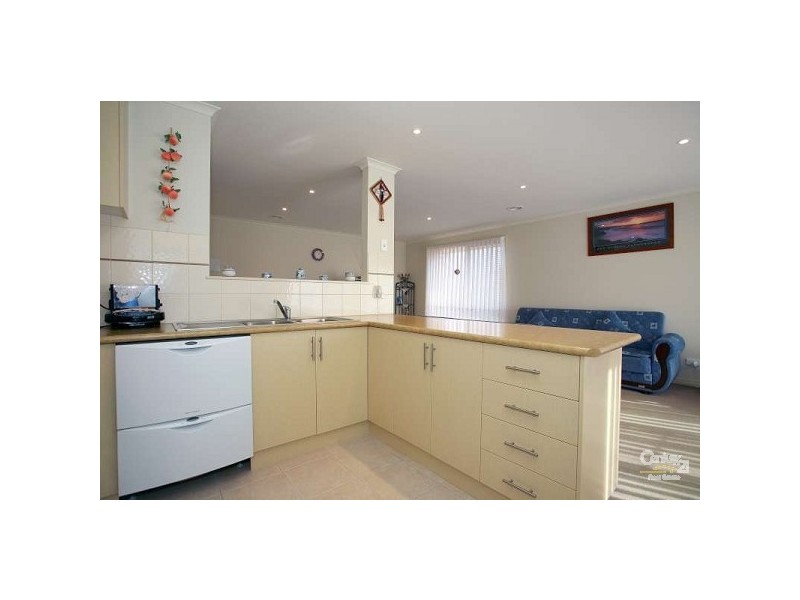 5/64 Chandler Road, Noble Park VIC 3174