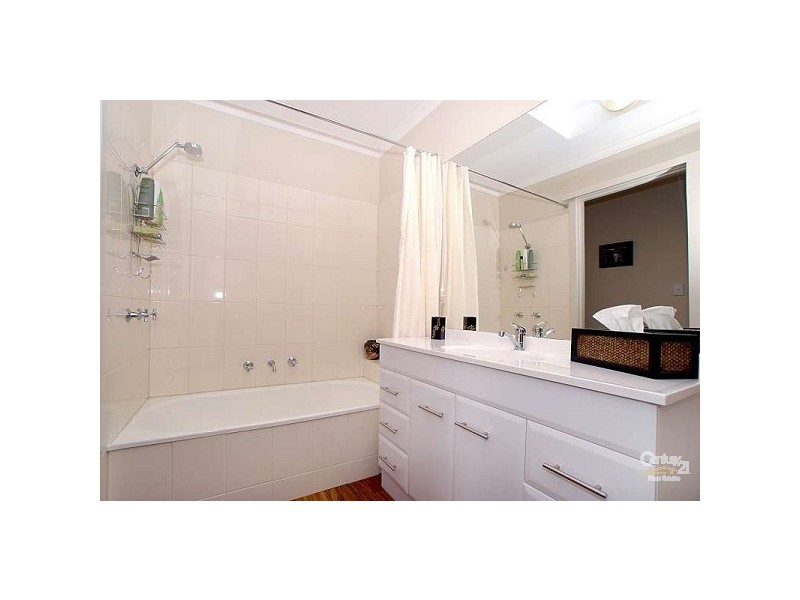 1/26 Kelvinside Road, Noble Park VIC 3174