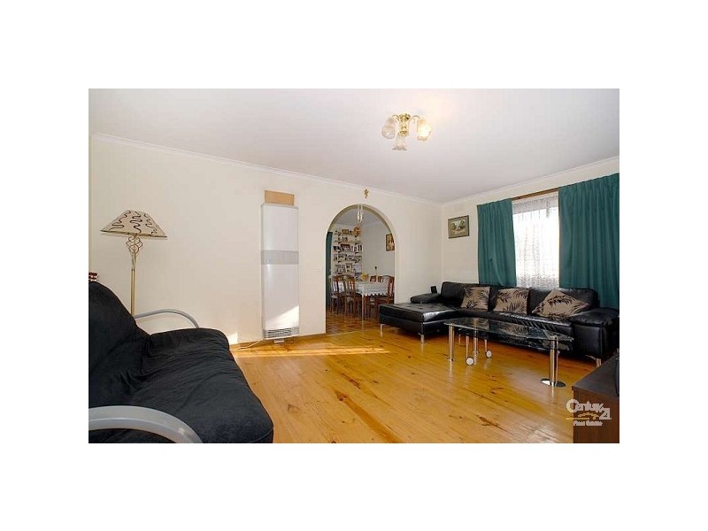 25 Alma Road, Hampton Park VIC 3976