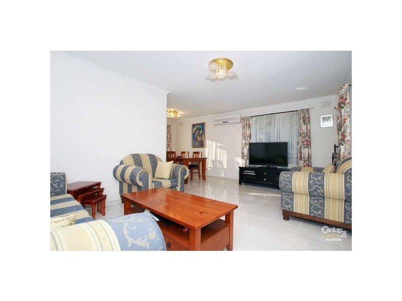 31 Matthew Flinders Ave, Endeavour Hills VIC 3802