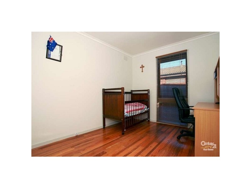 31 Matthew Flinders Ave, Endeavour Hills VIC 3802