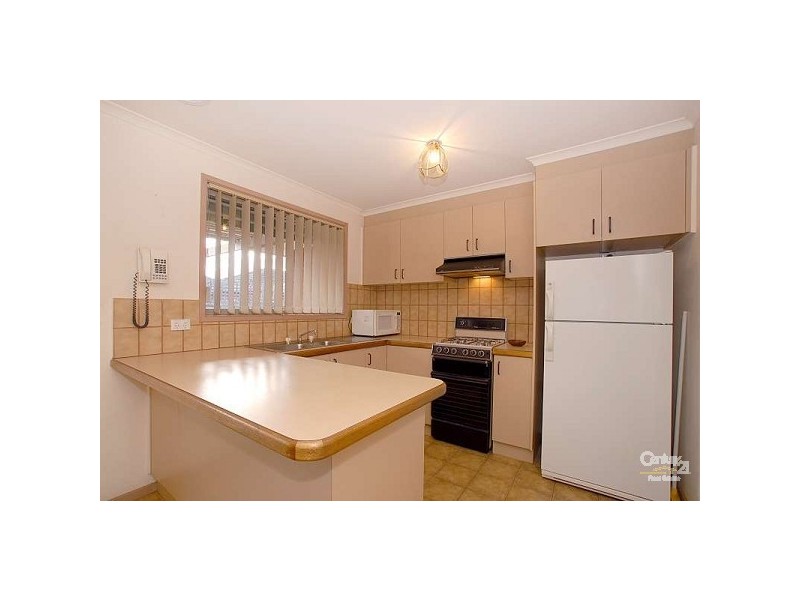 2/11 Flinders Street, Noble Park VIC 3174