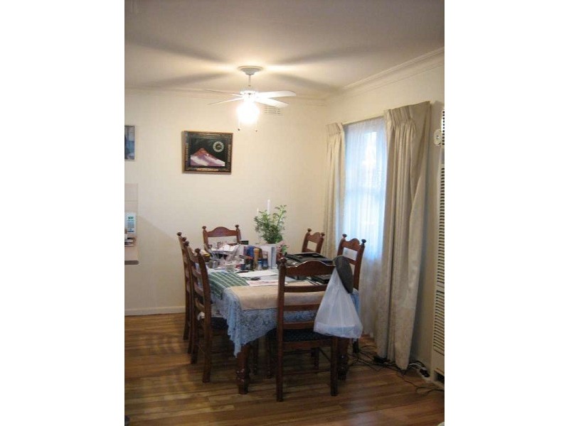 13 Mulgoa Ave, Dandenong North VIC 3175