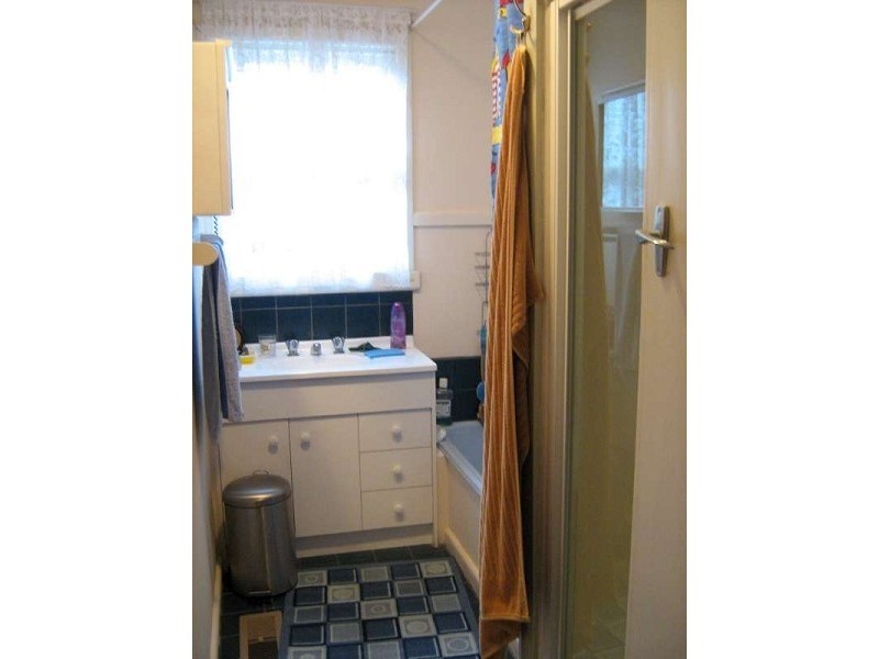 13 Mulgoa Ave, Dandenong North VIC 3175