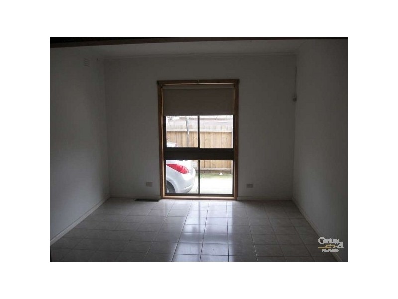 5 Suzanne Crt, Noble Park VIC 3174