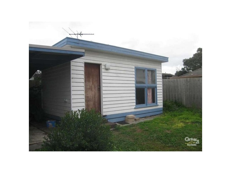 5 Suzanne Crt, Noble Park VIC 3174