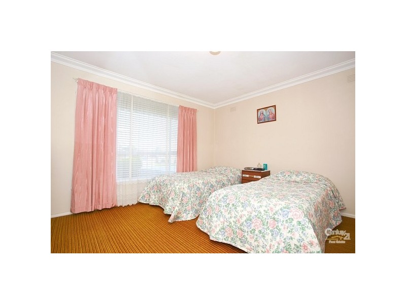 9 Pike Court, Noble Park VIC 3174