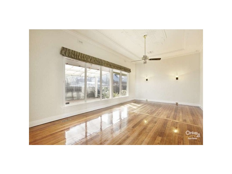 14 Lockington Cres, Dandenong VIC 3175