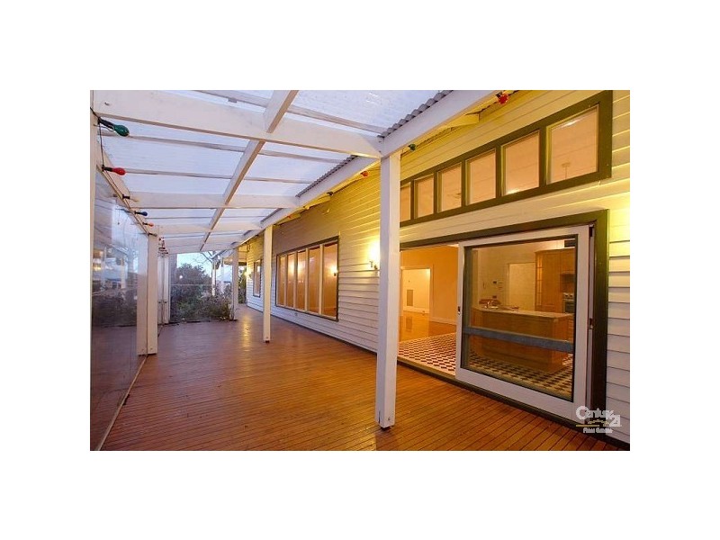 14 Lockington Cres, Dandenong VIC 3175