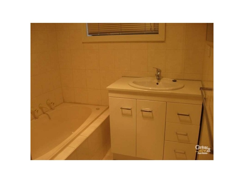 33 Stackpoole Street, Noble Park VIC 3174