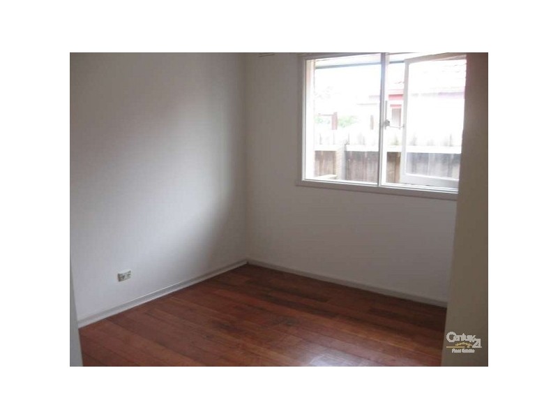 32 Mather Road, Noble Park VIC 3174