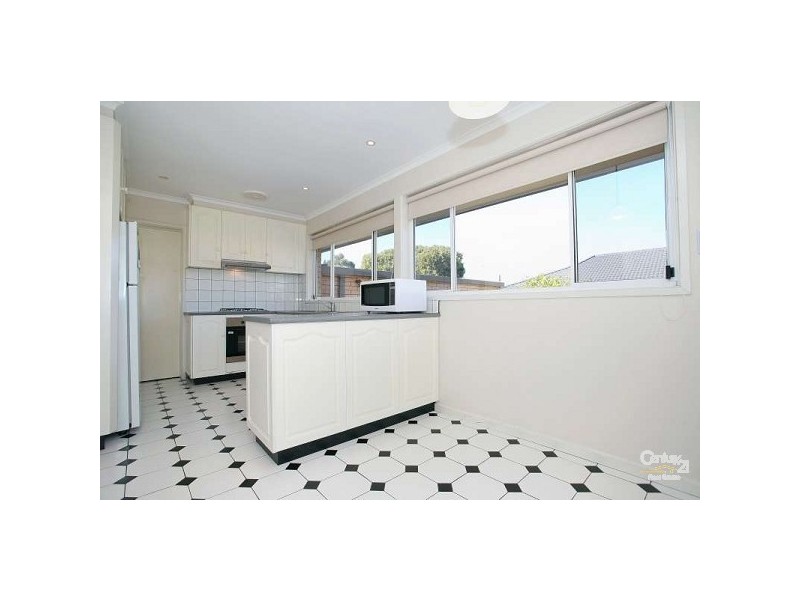 4 Lipton Drive, Dandenong North VIC 3175