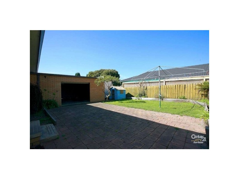 4 Lipton Drive, Dandenong North VIC 3175