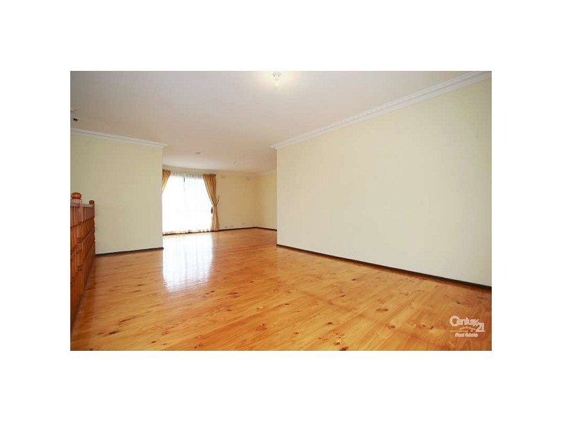 222 Outlook Drive, Dandenong North VIC 3175