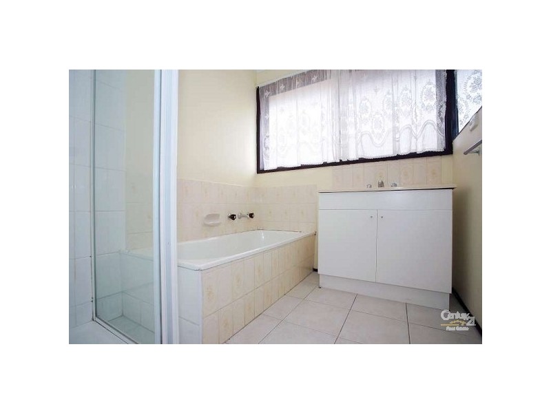 222 Outlook Drive, Dandenong North VIC 3175