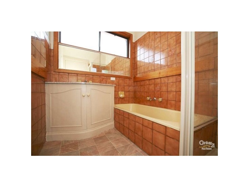 1/1 Simpson Street, Noble Park VIC 3174