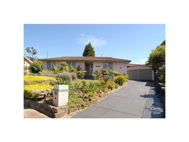 10 Clangula Crt, Endeavour Hills VIC 3802