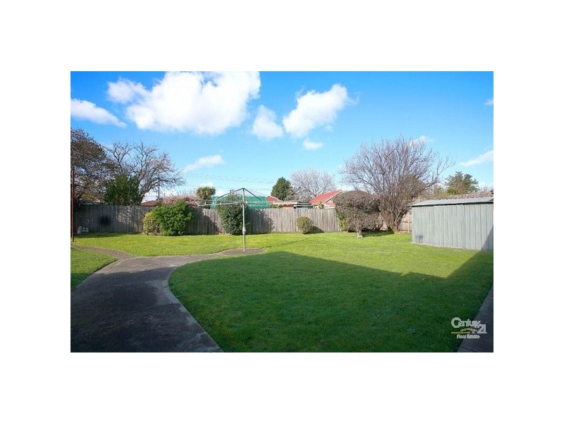 9 Pike Court, Noble Park VIC 3174