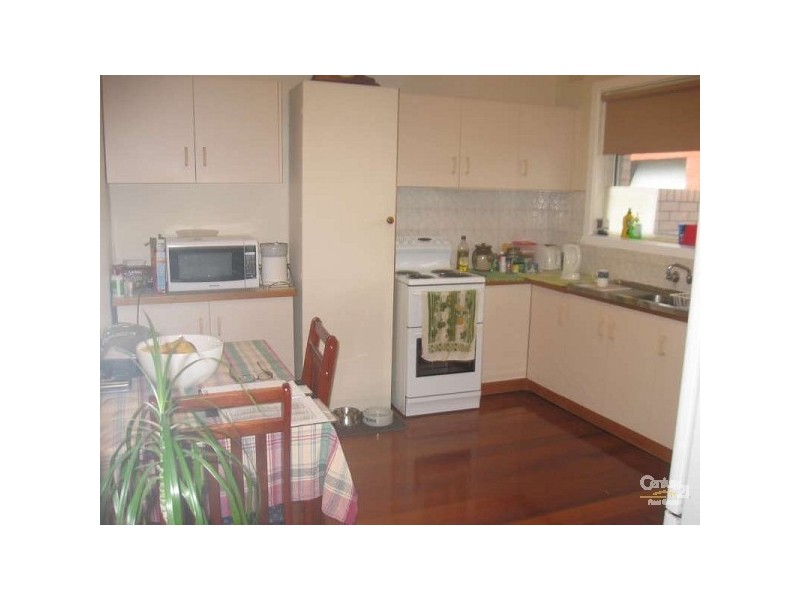 2/18 Eulinga Road, Clarinda VIC 3169