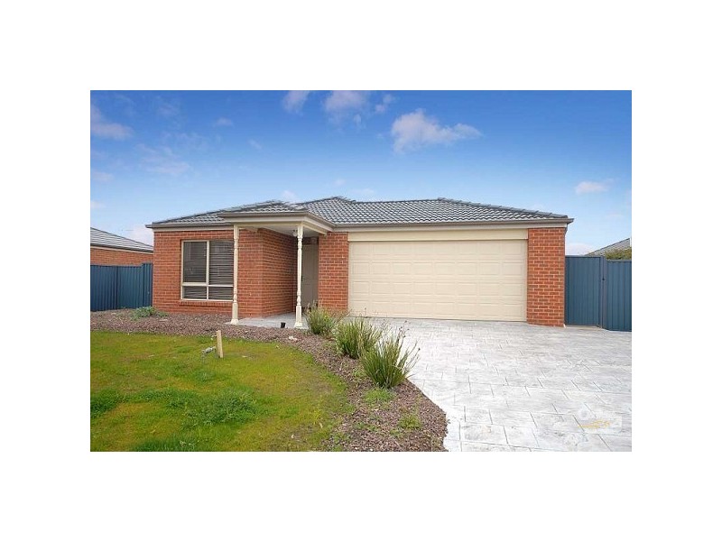 9 Iron Bark Circut, Pakenham VIC 3810
