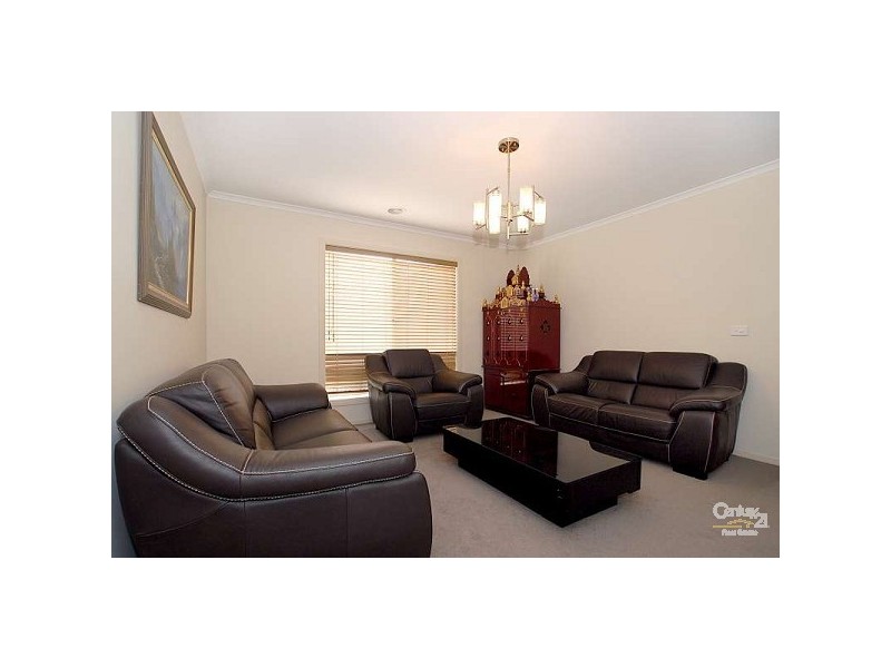 9 Iron Bark Circut, Pakenham VIC 3810