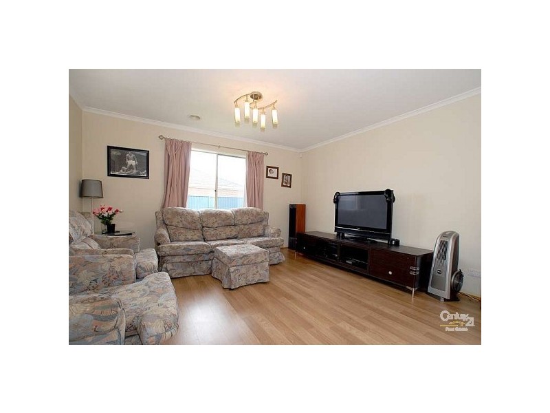 9 Iron Bark Circut, Pakenham VIC 3810