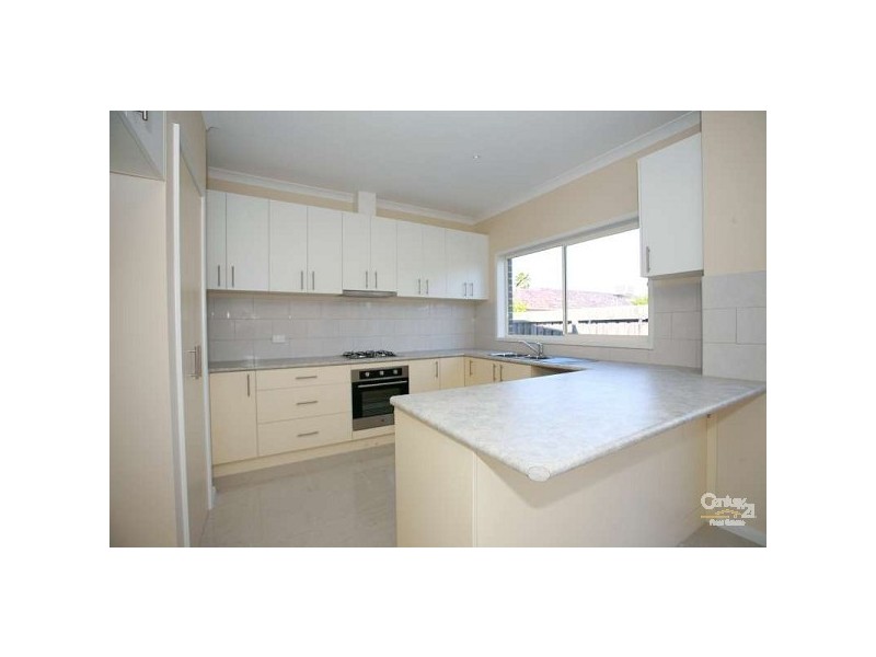 2/18 Namur Street, Noble Park VIC 3174