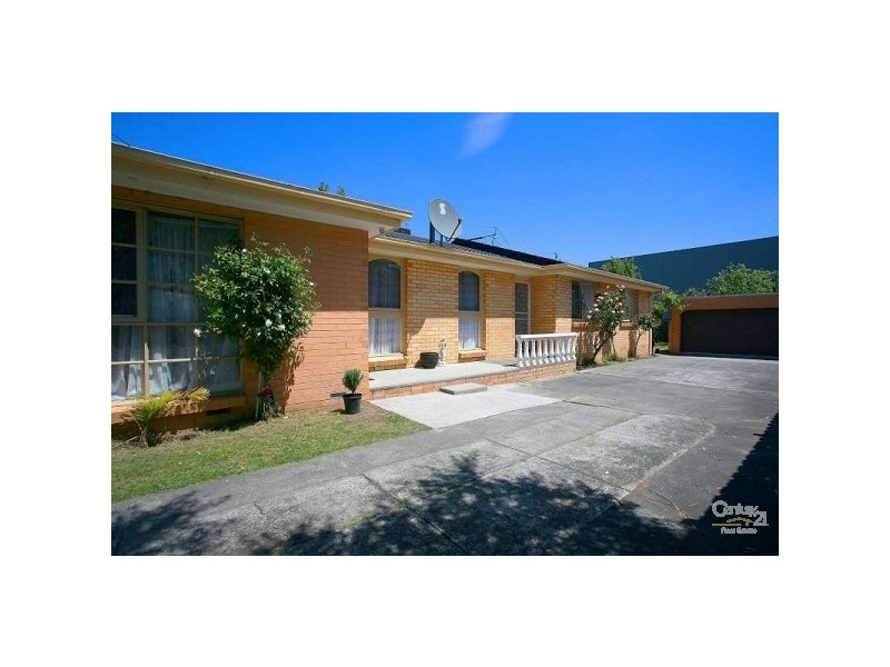 52 Kernot Cres, Noble Park North VIC 3174