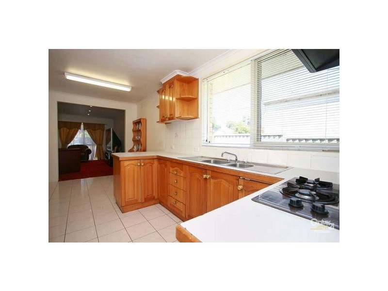 52 Kernot Cres, Noble Park North VIC 3174