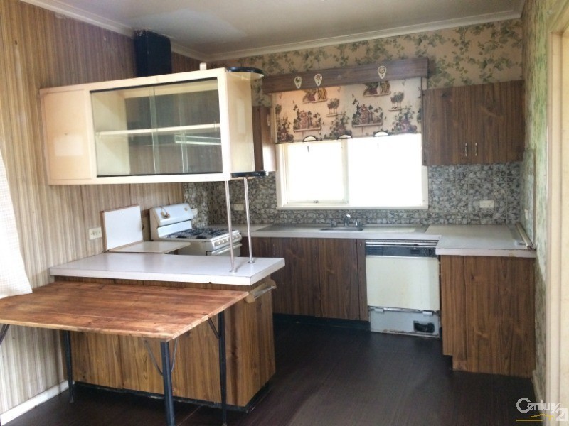 16 Ambrie Crescent, Noble Park VIC 3174