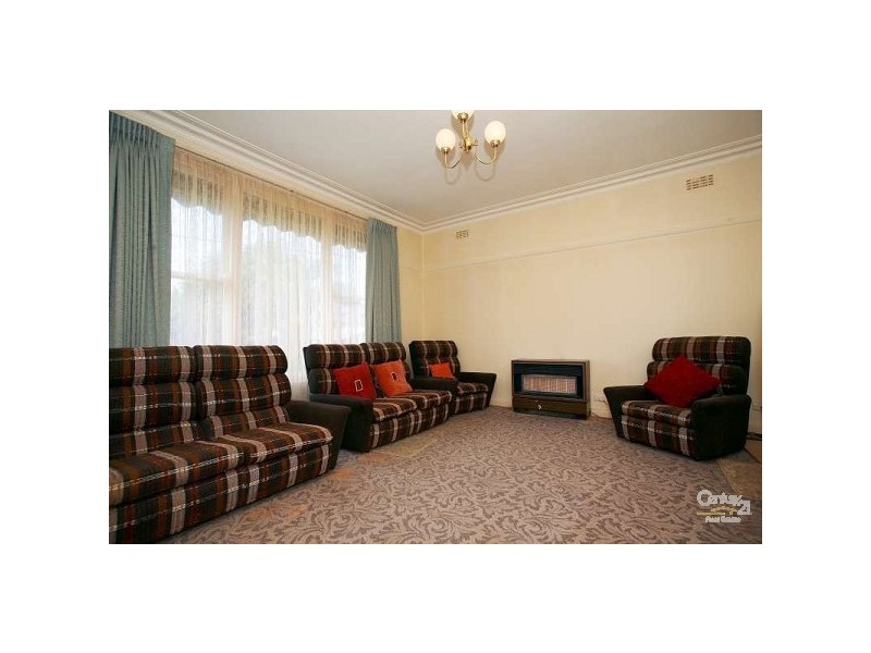 12 Barnett Grove, Noble Park VIC 3174