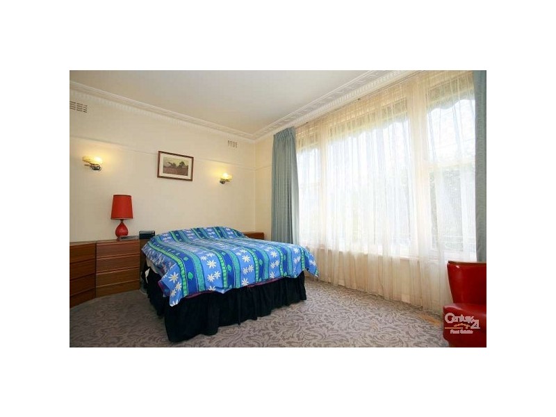 12 Barnett Grove, Noble Park VIC 3174