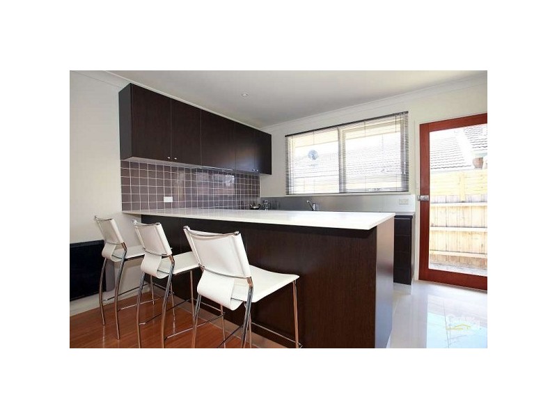 6/28 Vincent Cres, Noble Park VIC 3174