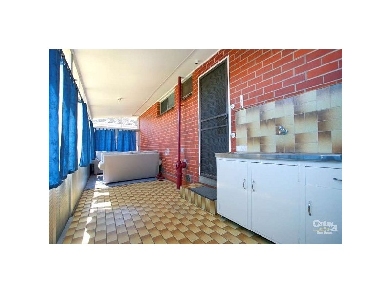 9 Rockford Cr, Noble Park VIC 3174