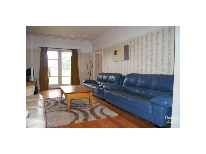 14 Lesley Grove, Noble Park VIC 3174