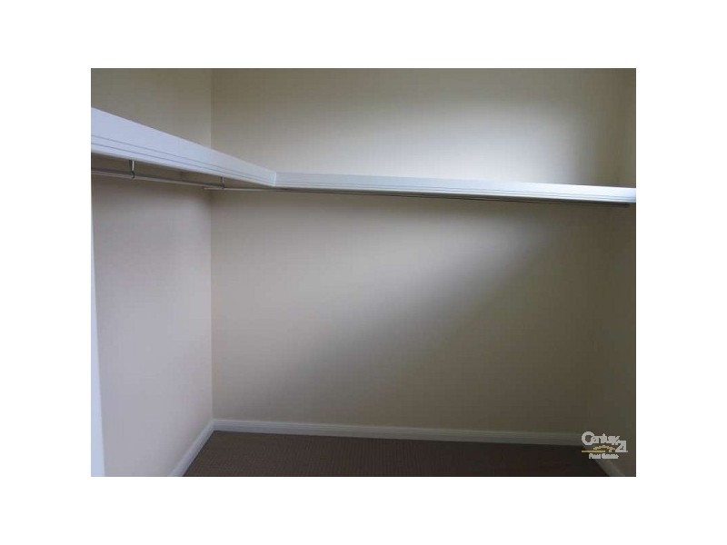 2/18 Namur Street, Noble Park VIC 3174