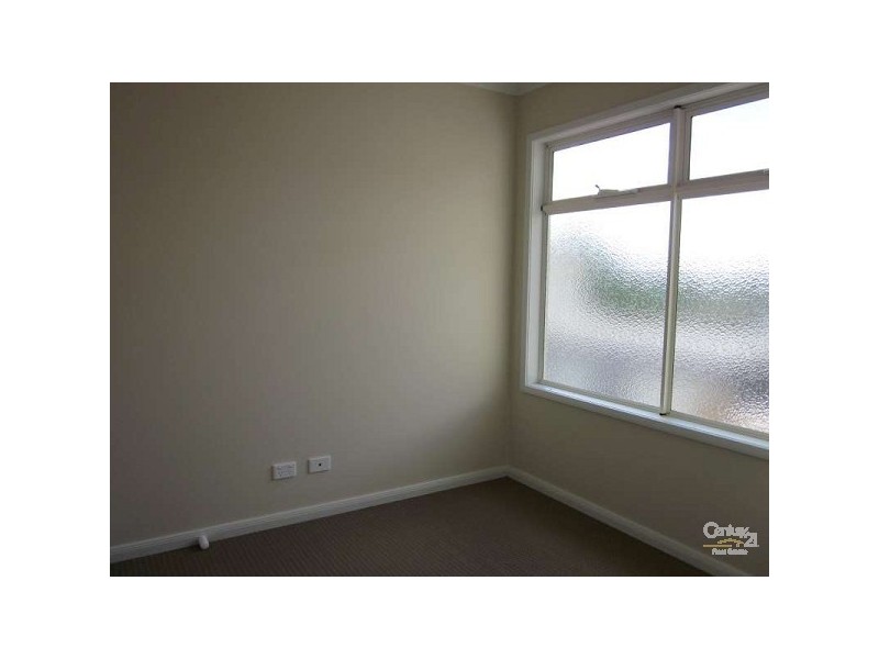 2/18 Namur Street, Noble Park VIC 3174