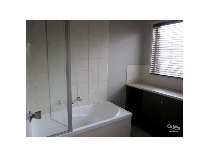 1/114 Railway Parade, Noble Park VIC 3174