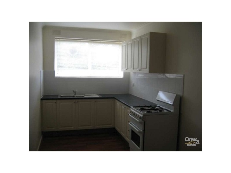 2/10 Albert Avenue, Springvale VIC 3171