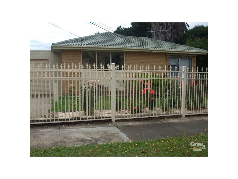 11 Timbergalde Drive, Noble Park North VIC 3174