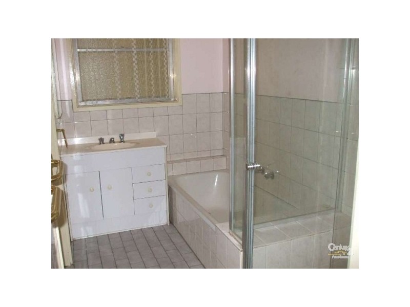 11 Timbergalde Drive, Noble Park North VIC 3174