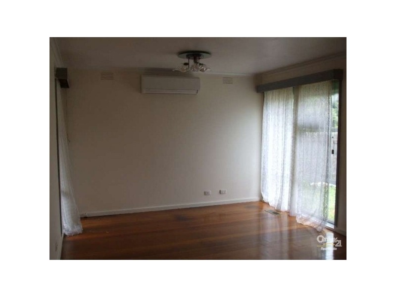 11 Timbergalde Drive, Noble Park North VIC 3174