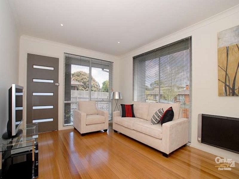 2/28 Vincent Crescent, Noble Park VIC 3174