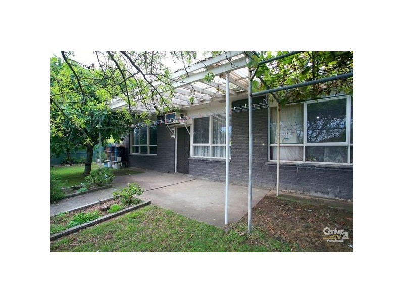 74 Pound Road, Hampton Park VIC 3976