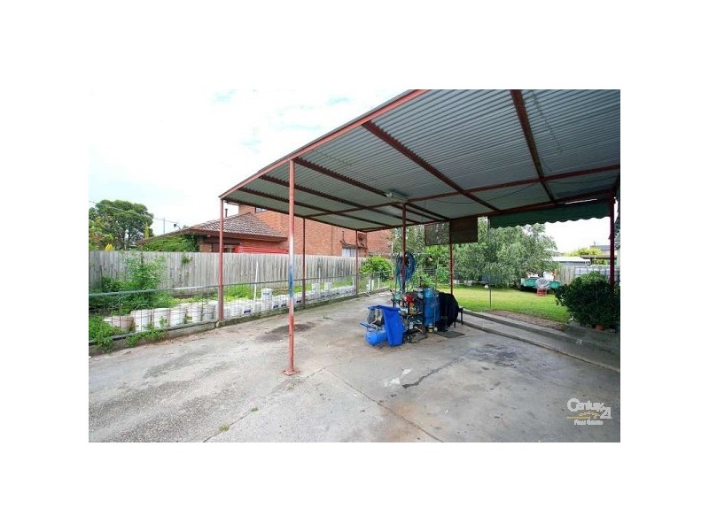 74 Pound Road, Hampton Park VIC 3976