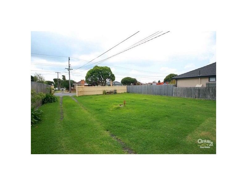 82 Noble Street, Noble Park VIC 3174