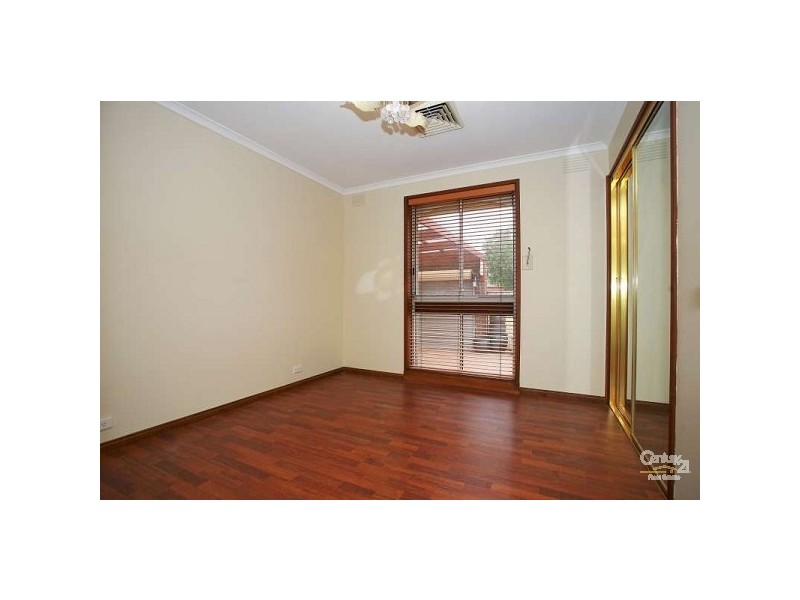 1/2 Birkley Ct, Noble Park North VIC 3174