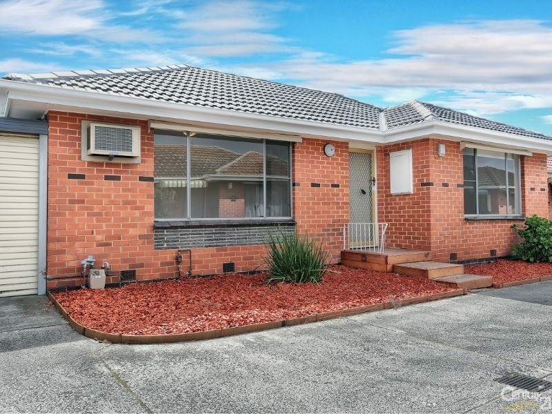 4/3 Leopold Avenue, Springvale South VIC 3172
